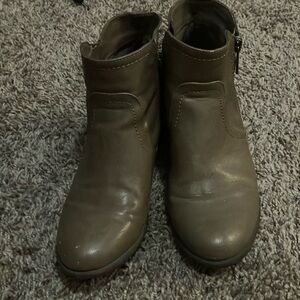 Leather brown boots!